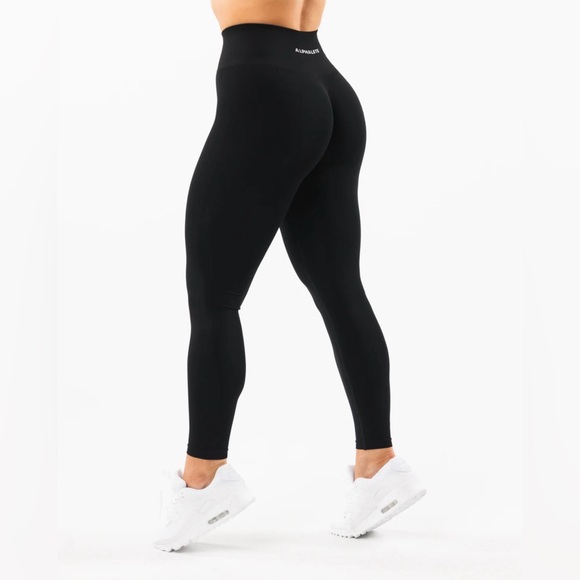 Alphalete Pants - Alphalete black amplify legging